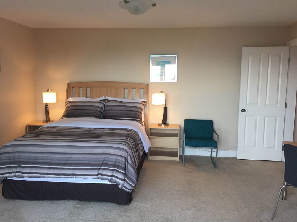 Nanaimo Ocean View Bed and Breakfast Buitenkant foto