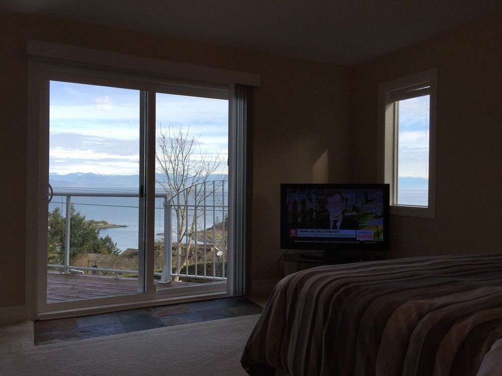 Nanaimo Ocean View Bed and Breakfast Buitenkant foto