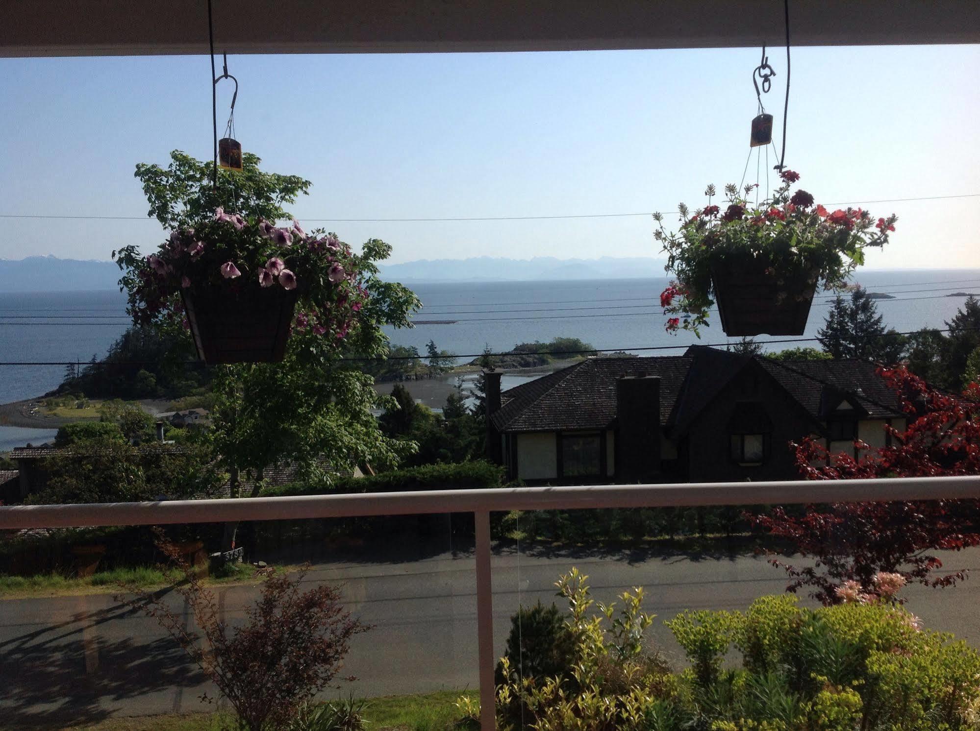 Nanaimo Ocean View Bed and Breakfast Buitenkant foto